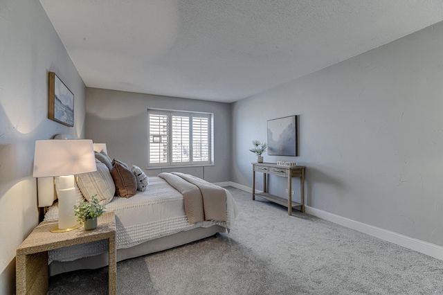 15 S 1st Street A1620, Minneapolis, MN 55401