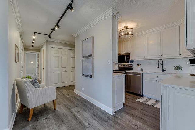 15 S 1st Street A1620, Minneapolis, MN 55401