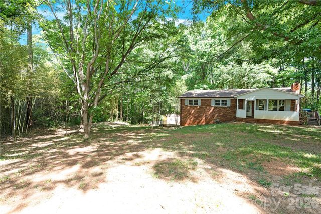 7065 Fieldcrest Lane, Denver, NC 28037