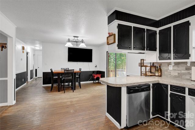 7065 Fieldcrest Lane, Denver, NC 28037