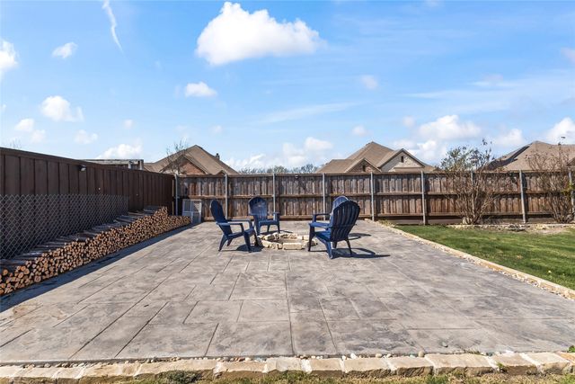 338 Amber Lane, Nevada, TX 75173