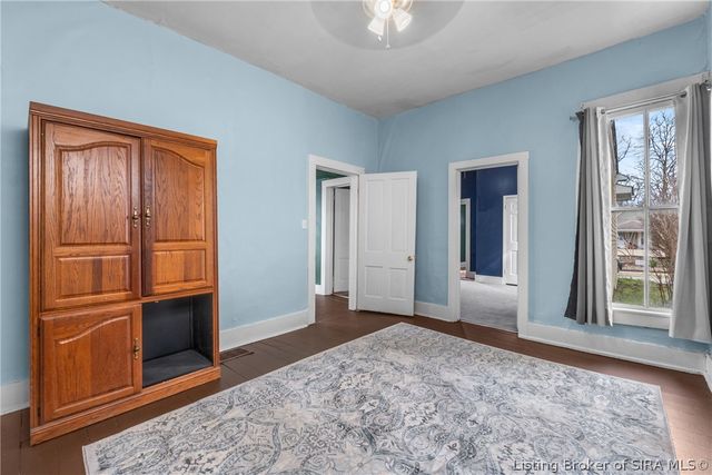 1110 State Street, New Albany, IN 47150