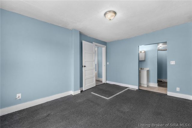 1110 State Street, New Albany, IN 47150