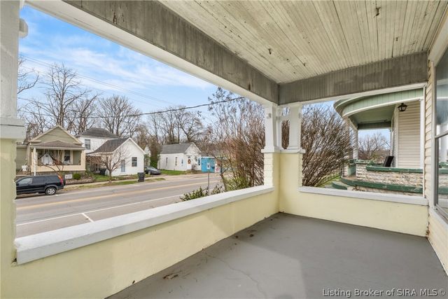 1110 State Street, New Albany, IN 47150