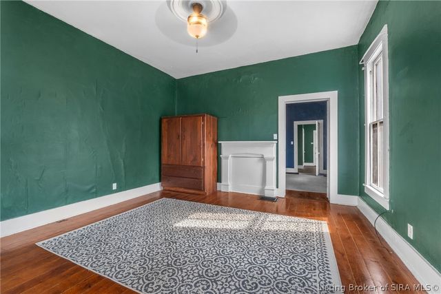 1110 State Street, New Albany, IN 47150