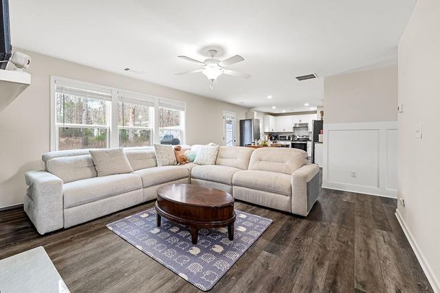 44 Fox Creek Drive, Braselton, GA 30517