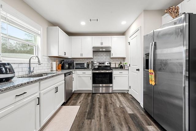 44 Fox Creek Drive, Braselton, GA 30517