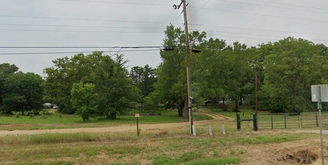 10000 ST HWY 31, Malakoff, TX 75148