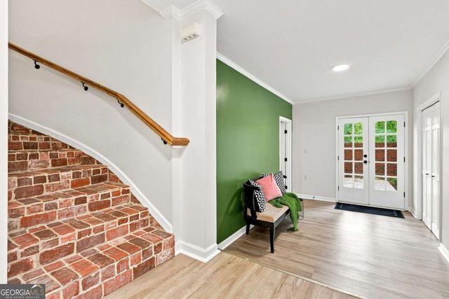 423 Jefferson Circle, Atlanta, GA 30328