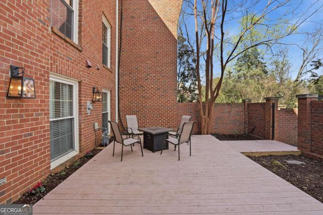 423 Jefferson Circle, Atlanta, GA 30328
