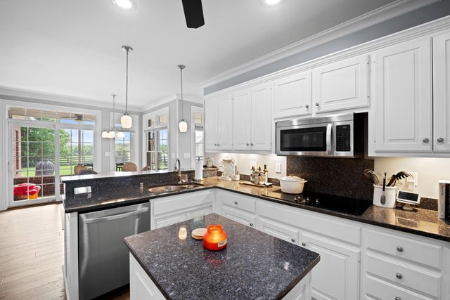 501 Hawthorne Drive, Nicholasville, KY 40356