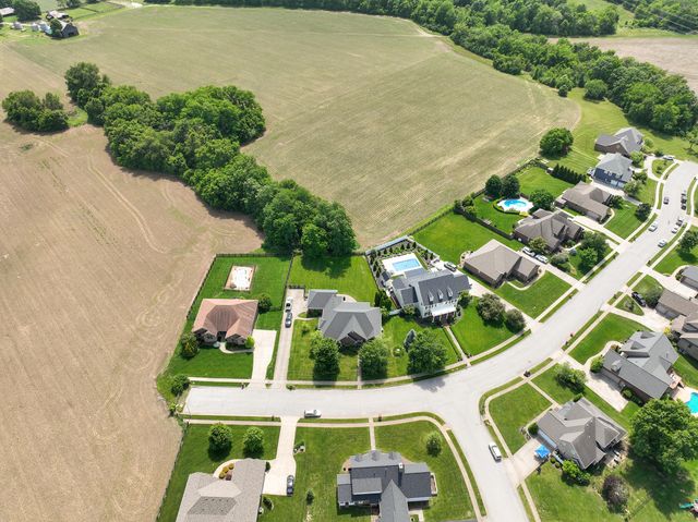 501 Hawthorne Drive, Nicholasville, KY 40356