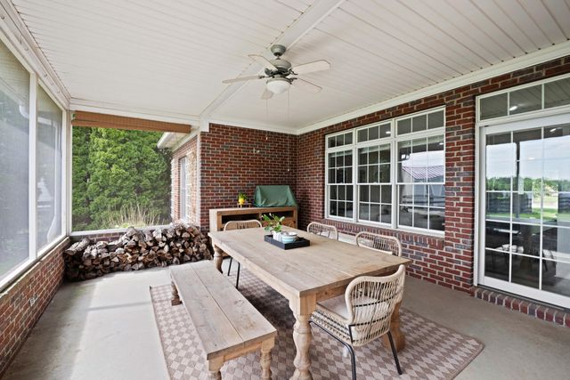 501 Hawthorne Drive, Nicholasville, KY 40356