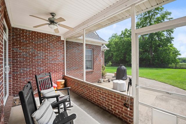 501 Hawthorne Drive, Nicholasville, KY 40356