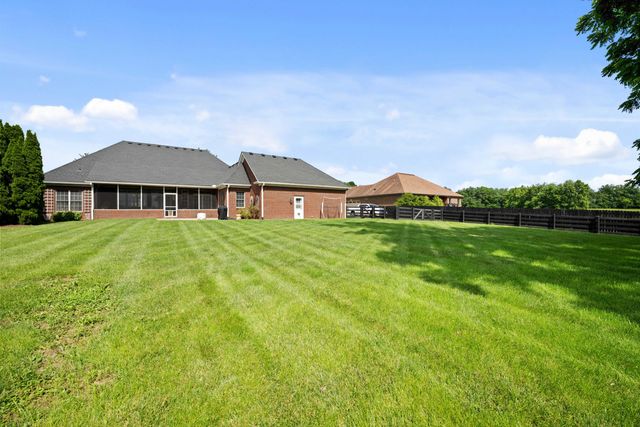 501 Hawthorne Drive, Nicholasville, KY 40356