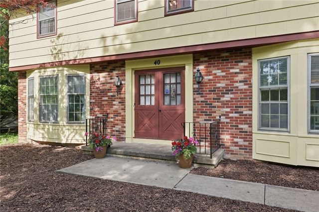 40 Harper Drive, Pittsford, NY 14534