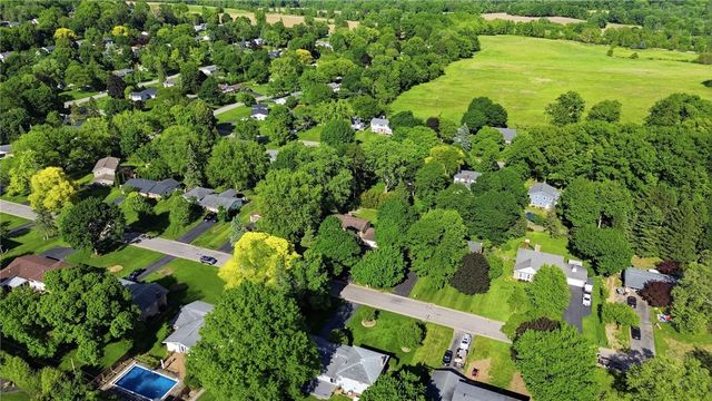 40 Harper Drive, Pittsford, NY 14534