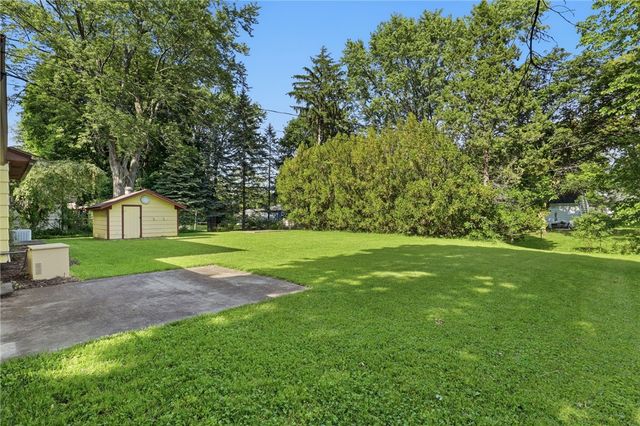 40 Harper Drive, Pittsford, NY 14534