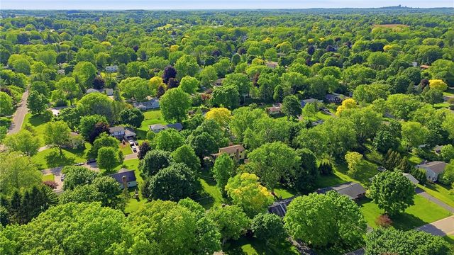 40 Harper Drive, Pittsford, NY 14534