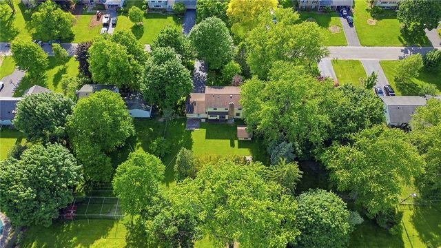 40 Harper Drive, Pittsford, NY 14534