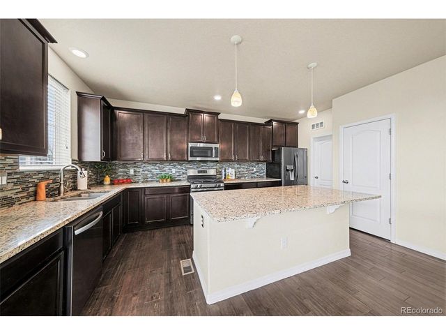 6061 Miners Peak Cir, Frederick, CO 80516