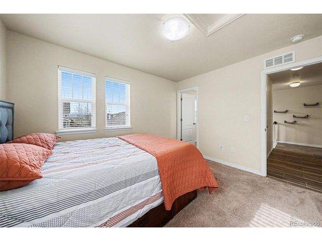 6061 Miners Peak Cir, Frederick, CO 80516