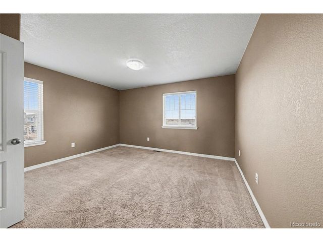 6061 Miners Peak Cir, Frederick, CO 80516