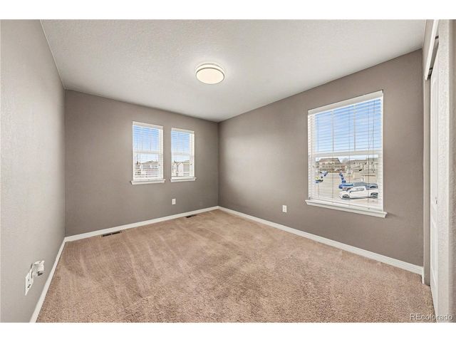 6061 Miners Peak Cir, Frederick, CO 80516