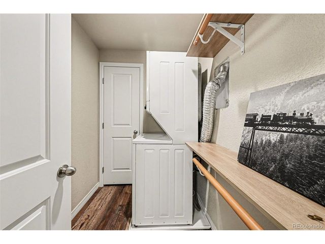 6061 Miners Peak Cir, Frederick, CO 80516