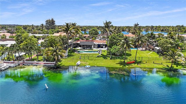 6220 W 10th Avenue, Hialeah, FL 33012