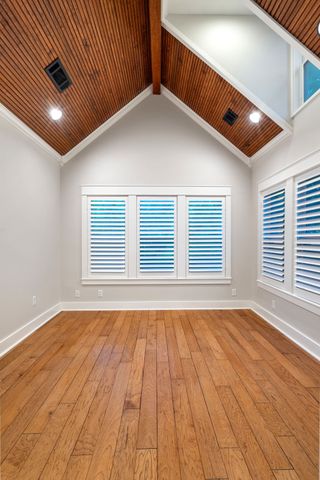 119 College Street, Farmersville, TX 75442