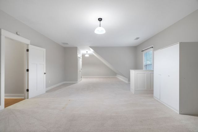 119 College Street, Farmersville, TX 75442