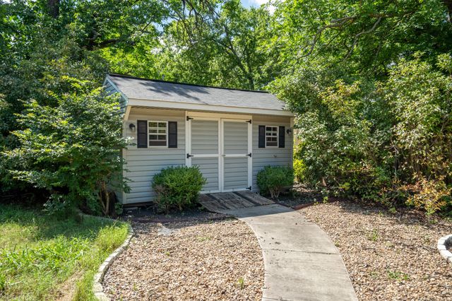 119 College Street, Farmersville, TX 75442