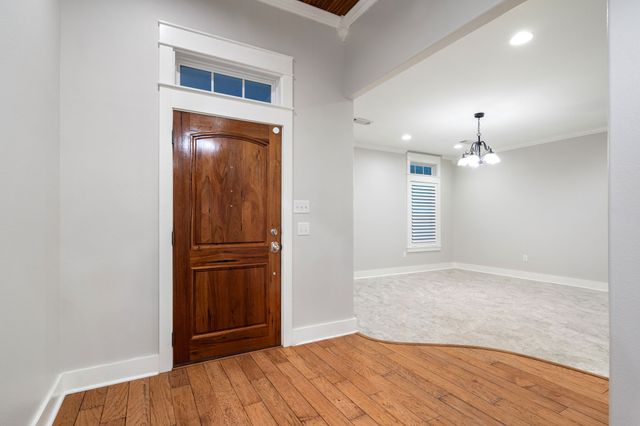 119 College Street, Farmersville, TX 75442