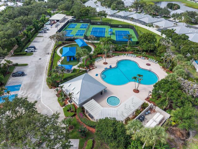 1559 SW Waterfall Boulevard, Palm City, FL 34990