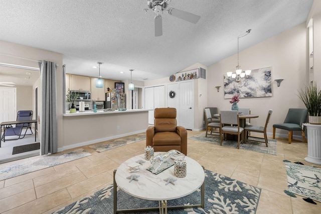 1559 SW Waterfall Boulevard, Palm City, FL 34990