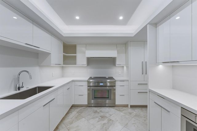 100 Worth Avenue 308, Palm Beach, FL 33480