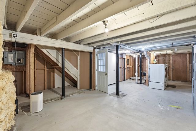 32-34 Ditson St 2, Boston, MA 02122