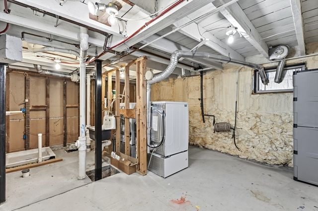 32-34 Ditson St 2, Boston, MA 02122