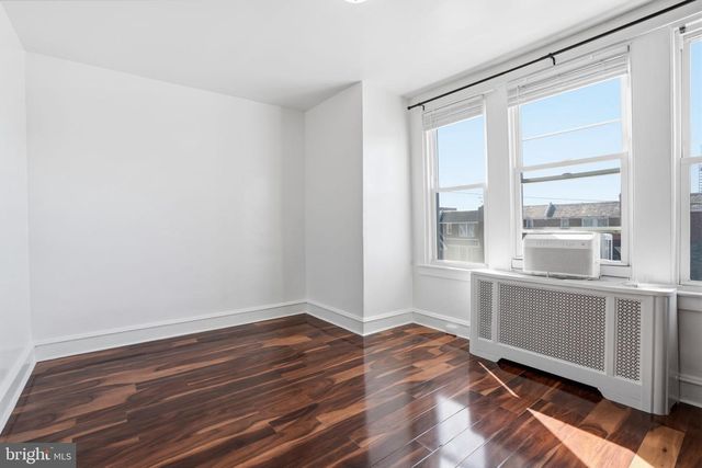 1233 E CHELTENHAM AVE, Philadelphia, PA 19124