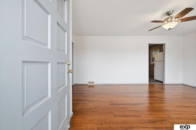 6325 Ruggles Street, Omaha, NE 68104