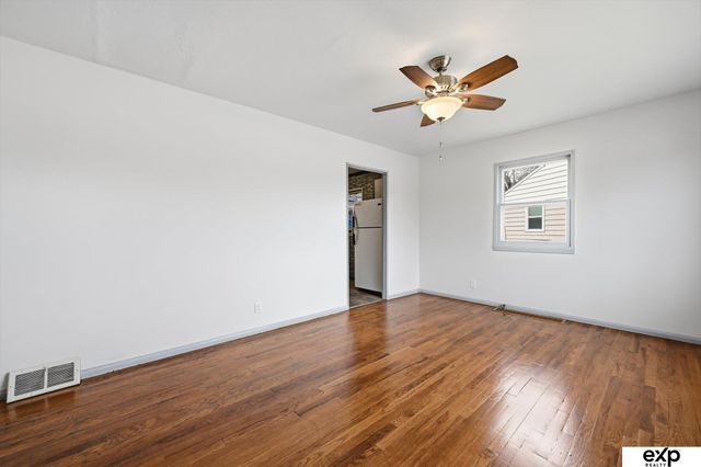 6325 Ruggles Street, Omaha, NE 68104