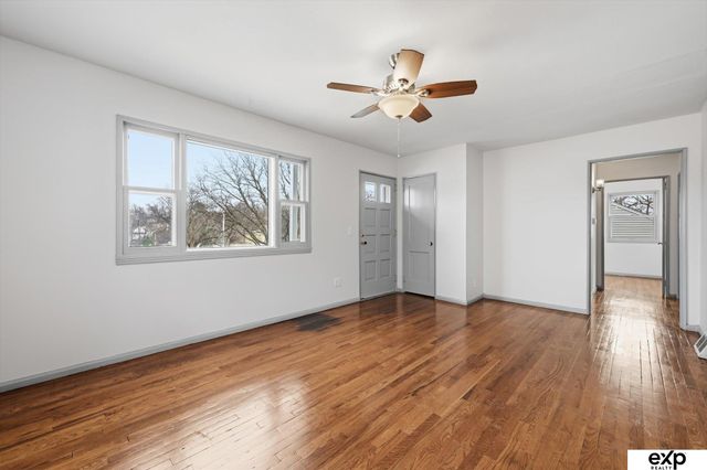 6325 Ruggles Street, Omaha, NE 68104