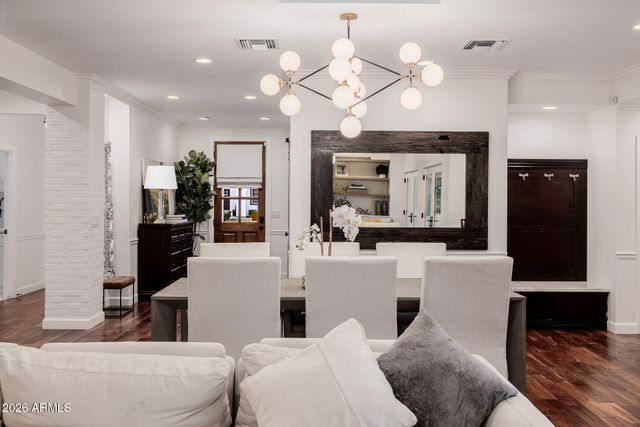 4021 E GLENROSA Avenue, Phoenix, AZ 85018