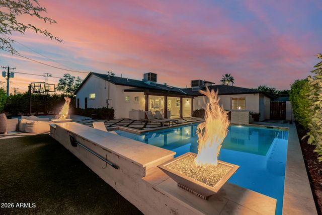 4021 E GLENROSA Avenue, Phoenix, AZ 85018