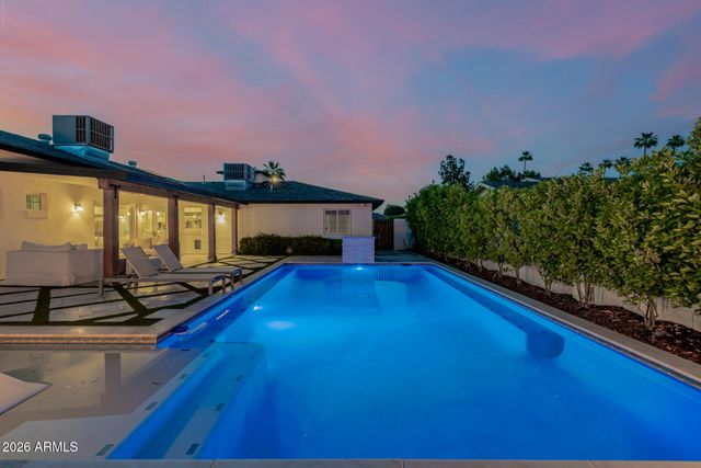 4021 E GLENROSA Avenue, Phoenix, AZ 85018