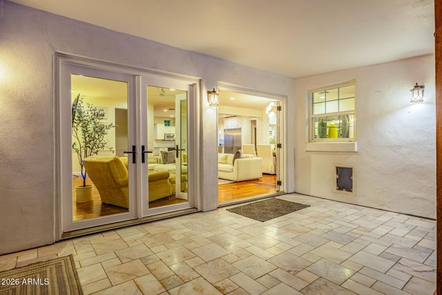 4021 E GLENROSA Avenue, Phoenix, AZ 85018