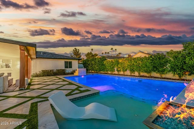 4021 E GLENROSA Avenue, Phoenix, AZ 85018