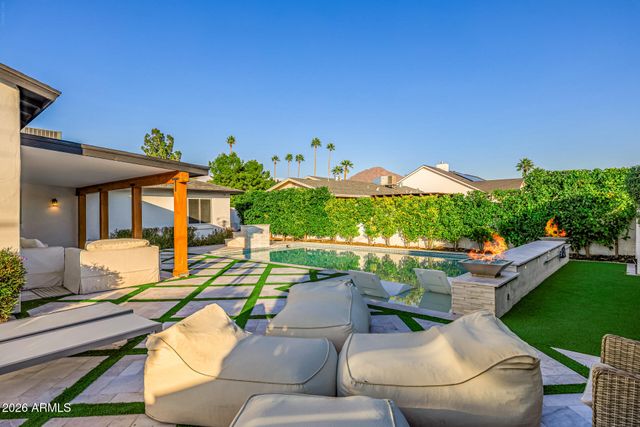 4021 E GLENROSA Avenue, Phoenix, AZ 85018