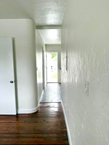 715 2nd Avenue S 1, Lake Worth Beach, FL 33460